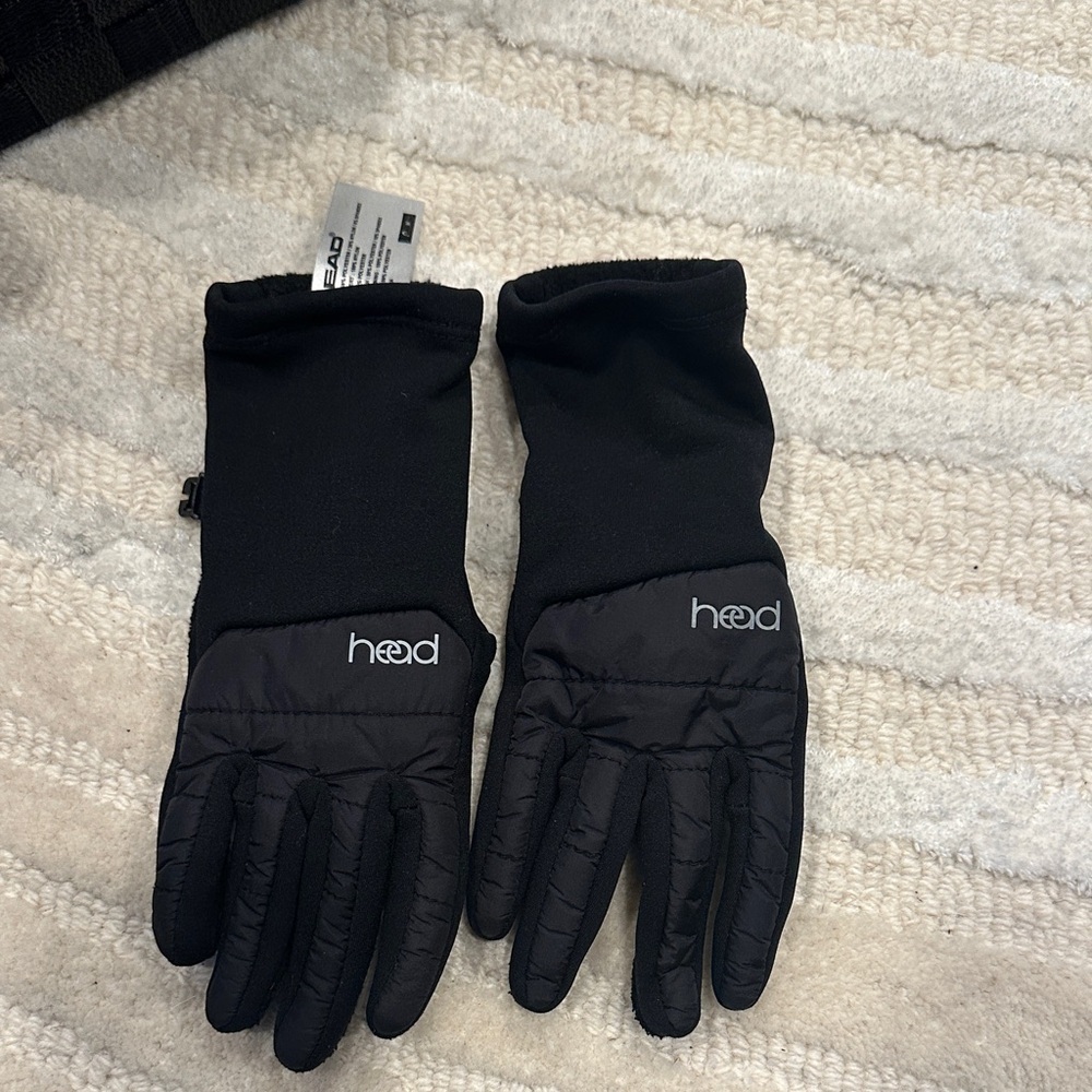 Head Black Winter Gloves -2 right hands.